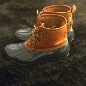NWOT Girls Duck Boots